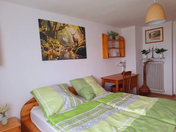 Medium Room